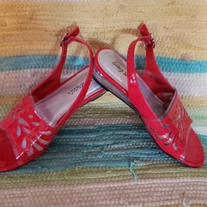 Easy Street New 61/2 Wide